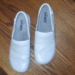 Alegria Nursing Shoe Size 42